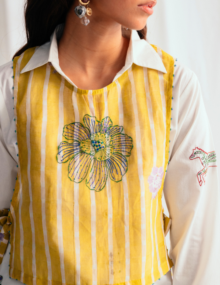 Dhoop-Bib-D.png