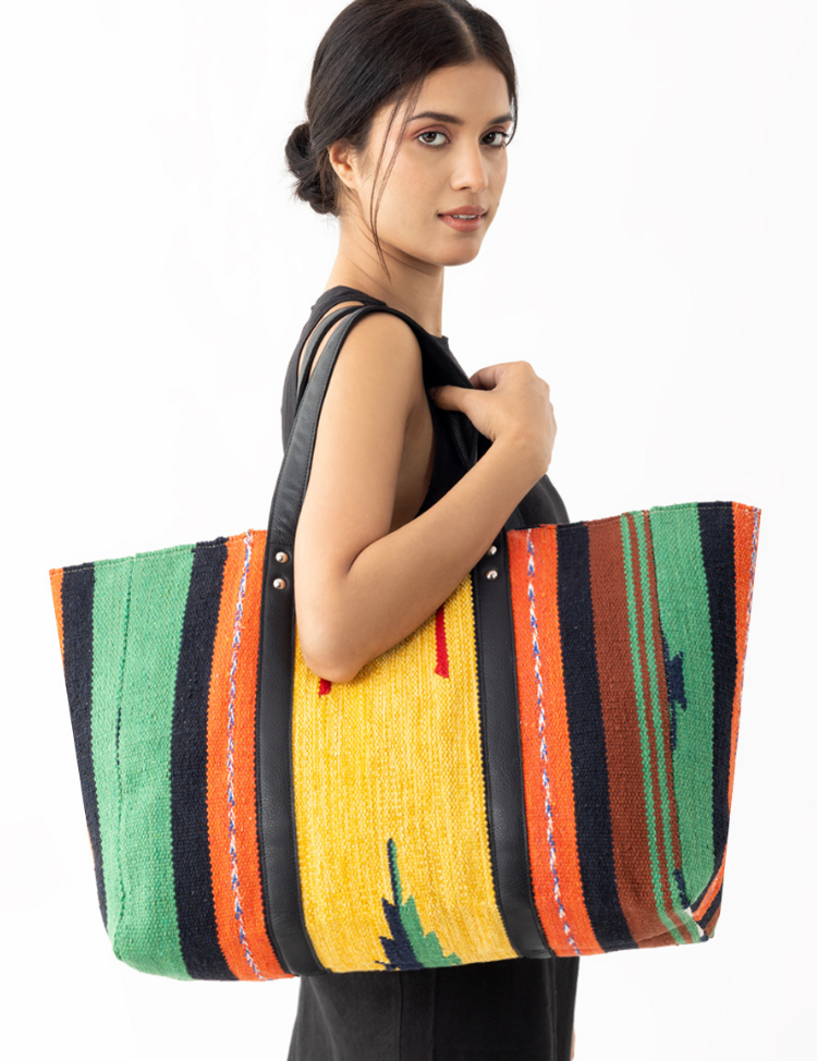 Dhurri-Tote-B_1e2779e8-a9e5-4c03-aec1-aa0bd0f44703.png