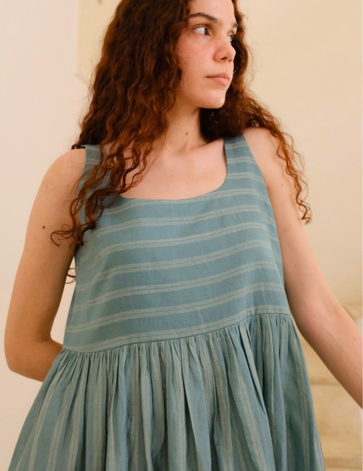 Diana-Dress-sea-green-B.png