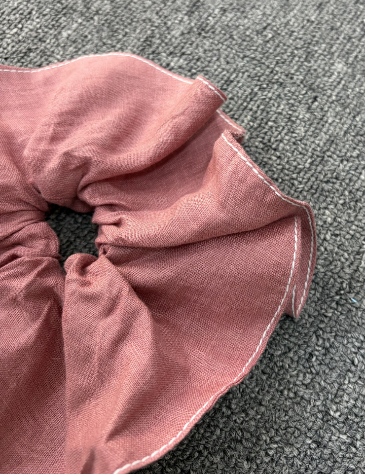 Dusty-Rose-Scrunchie-A.png