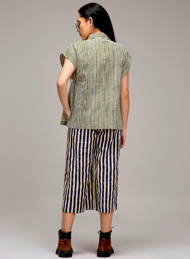 Egg Shell Joker Capre Set