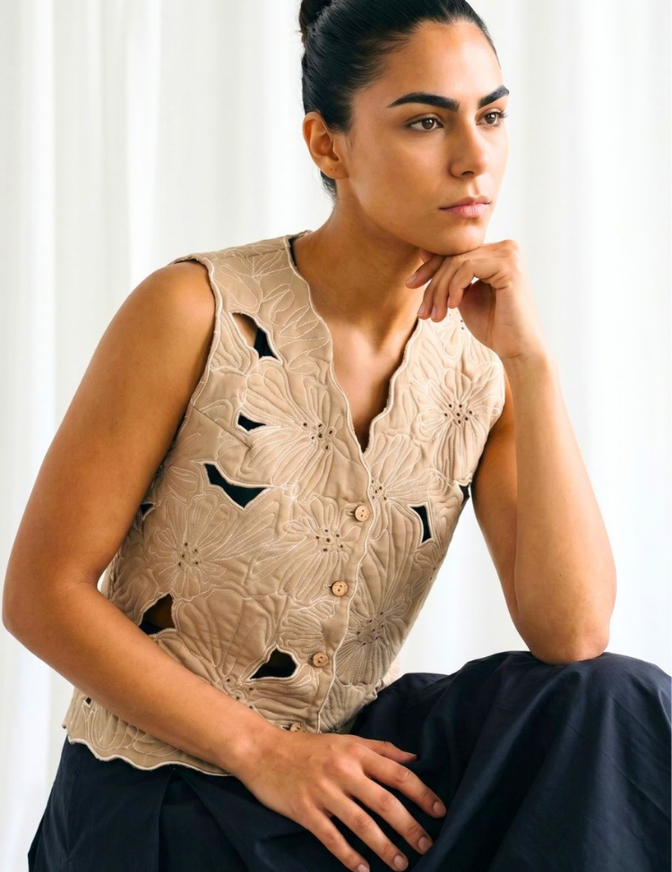 Eira-Quilted-Jacket-C.png