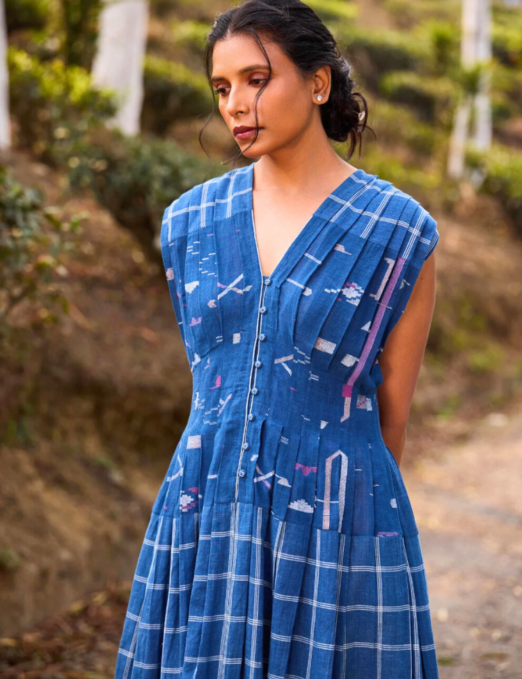 Elakshi-Dress-C.png