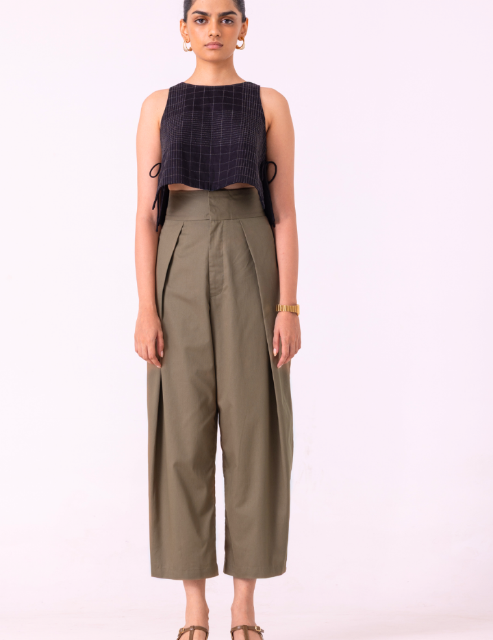Elinor-Barrel-Pants-Olive-A.png