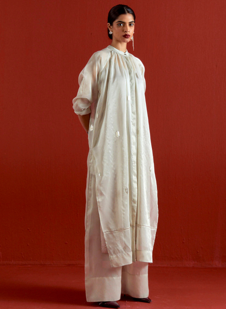 Emb. Gather Neck Shirt Set