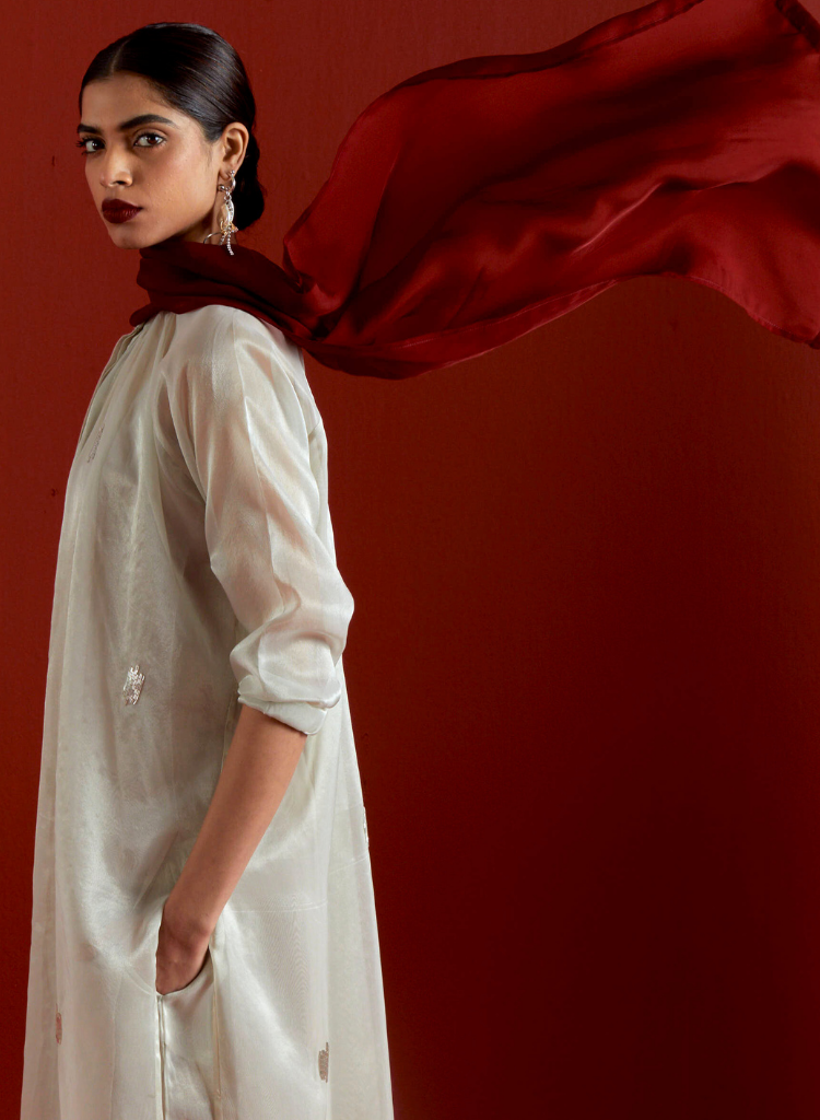 Emb. Gather Neck Shirt Set