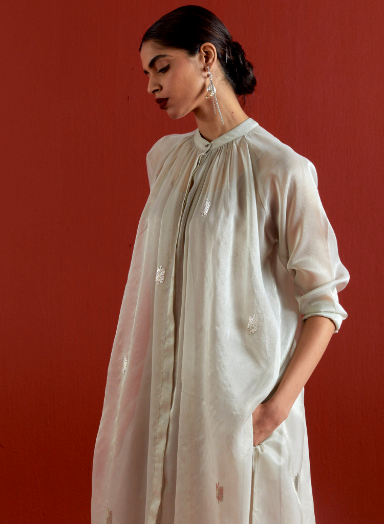 Emb. Gather Neck Shirt Set