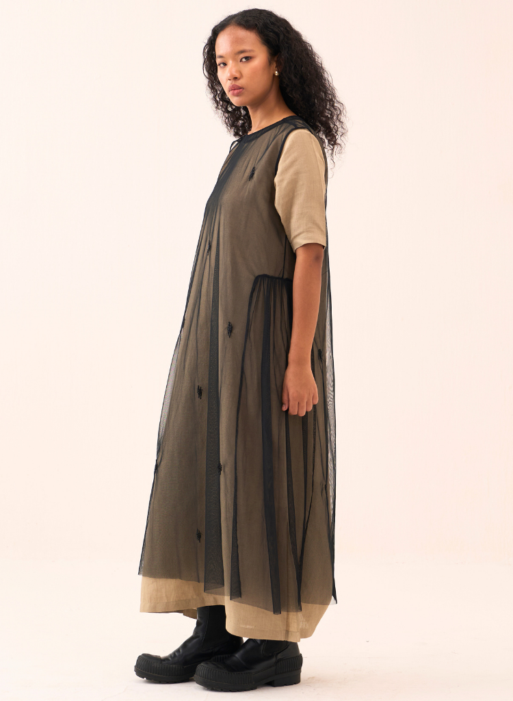 Emb Side Gather Dress