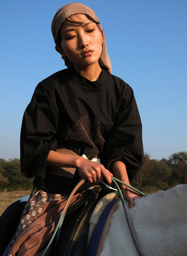 Embroidery Circle Top