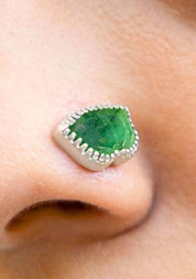 Emerald Lotus Leaf Nose Pin