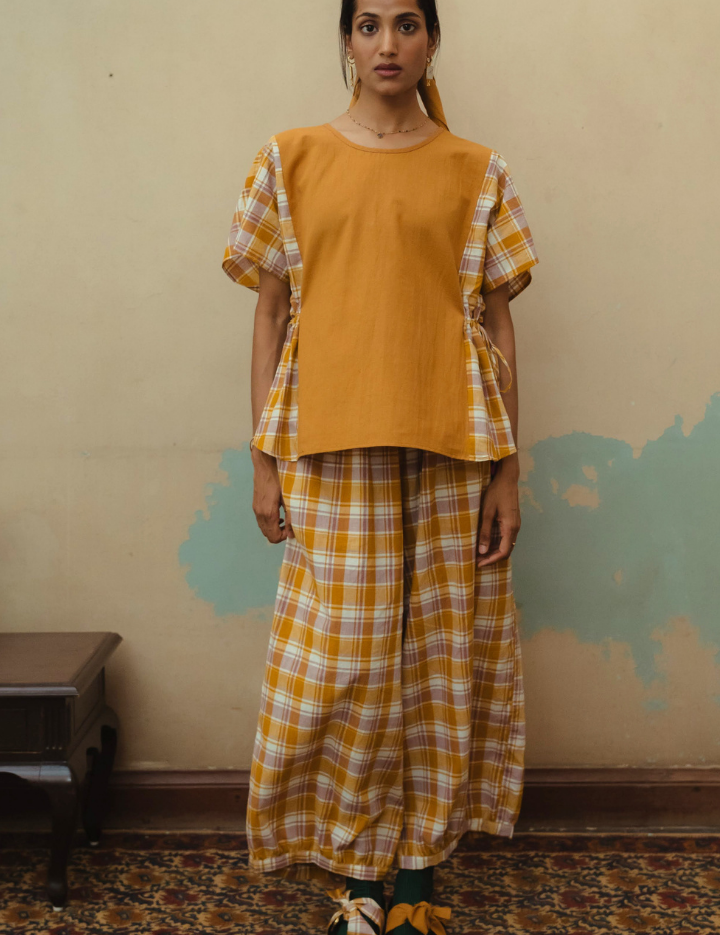 Emi-Pants-A_1981a31b-8fd0-4ff6-aa48-5bacbff90026.png