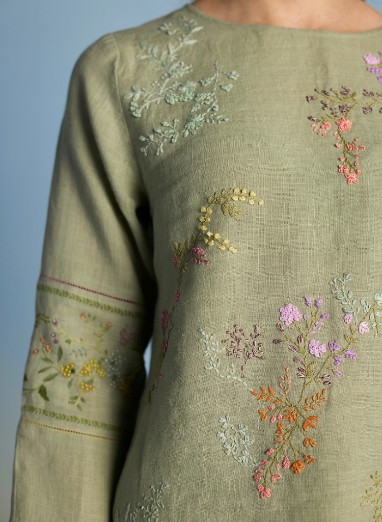 Emra Kurta Dupatta Set