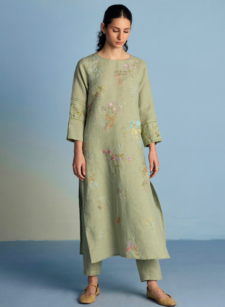 Emra Kurta Dupatta Set