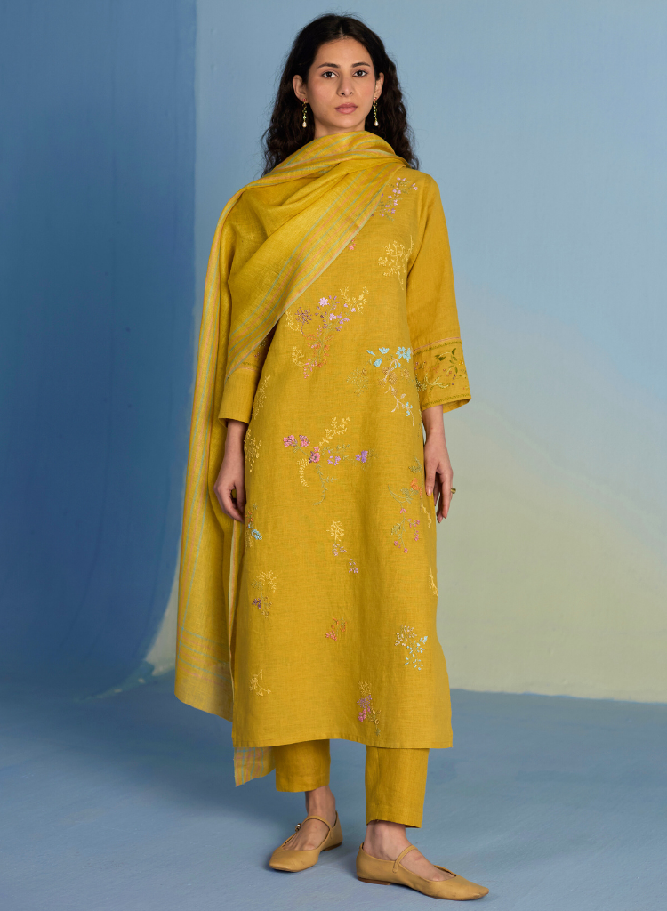 Emra Kurta Dupatta Set