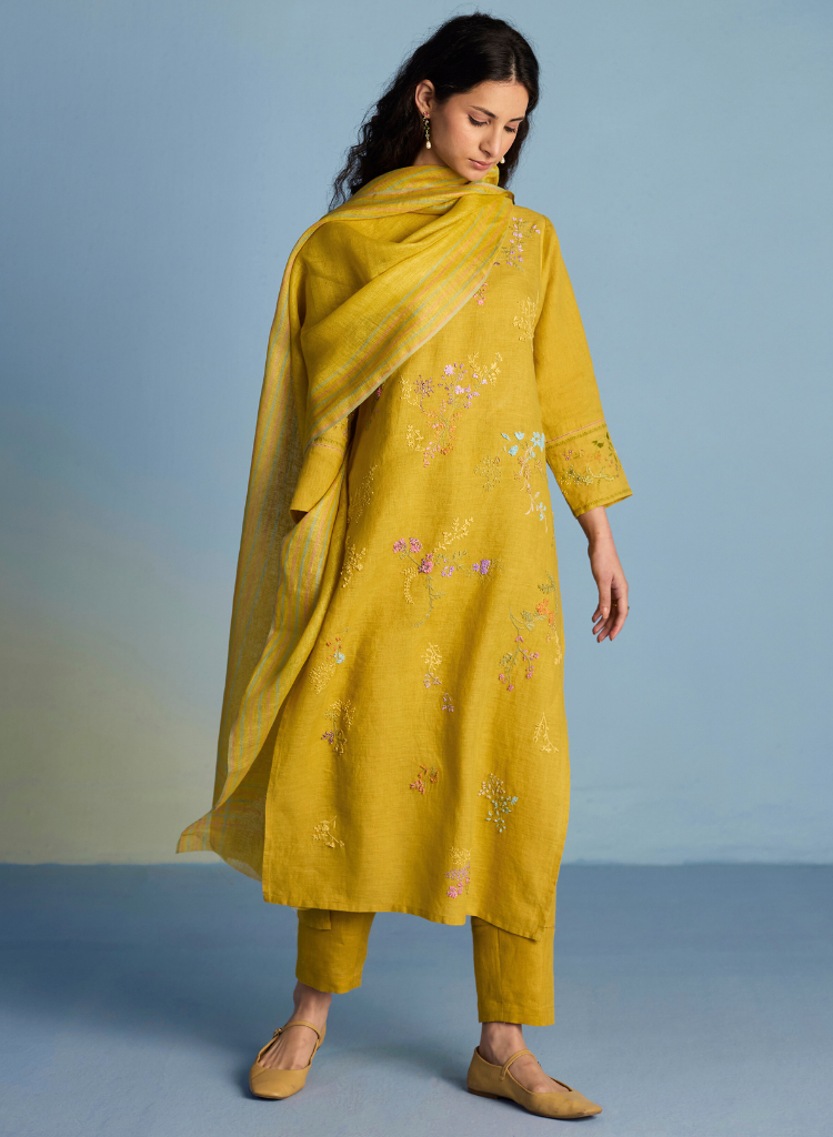 Emra Kurta Dupatta Set