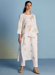 Emra Hand Embroidered Kurta