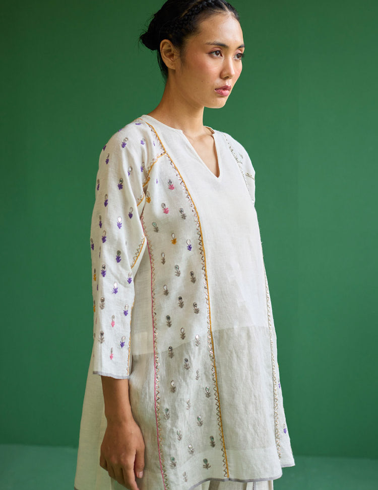 Ennya-Metallic-Kurta-Ivory-F.jpg