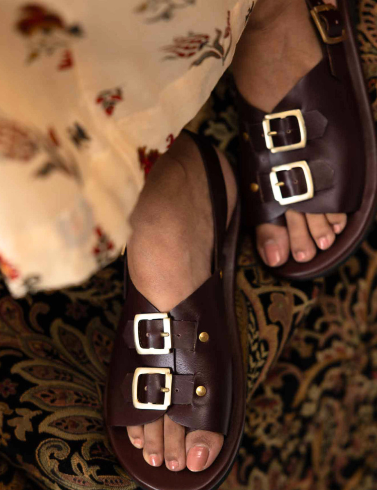 Envelope-Sandals-Plum-Double-A.png