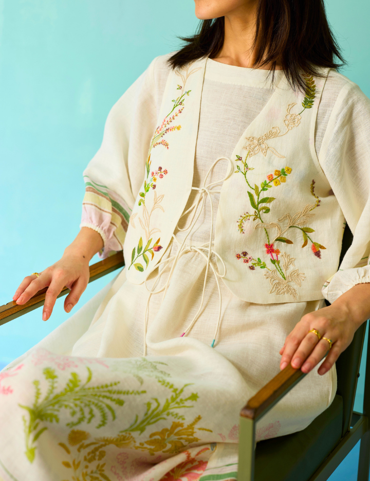 Eon-Floral-Vest-S.png