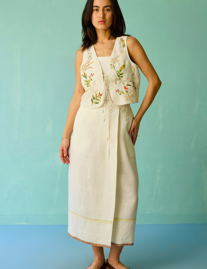 Eon Floral Vest Set