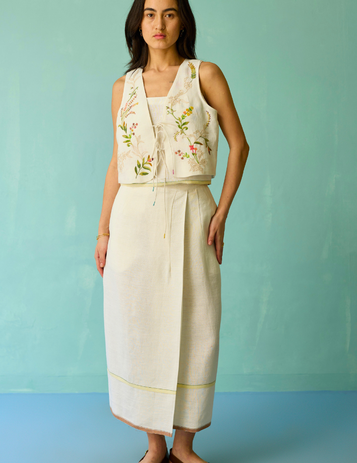 Eon-Floral-Vest-Set-J.png