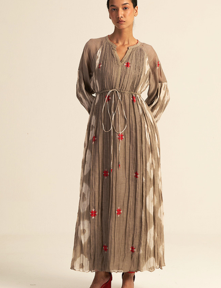 Eri-Dress-A_8295b4e7-8deb-4126-9cfa-8c8e89e4b3ca.png