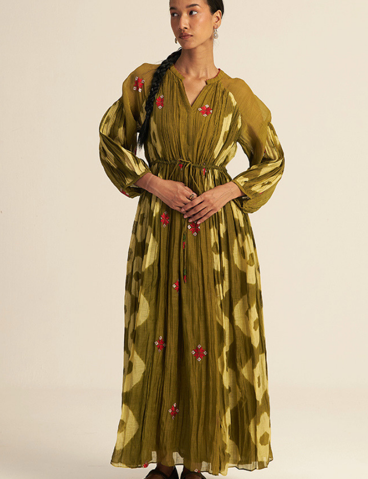 Eri-Dress-M.png