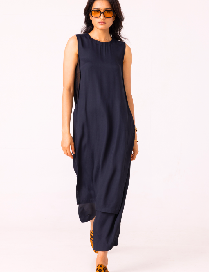 Esther-Tunic-B.png
