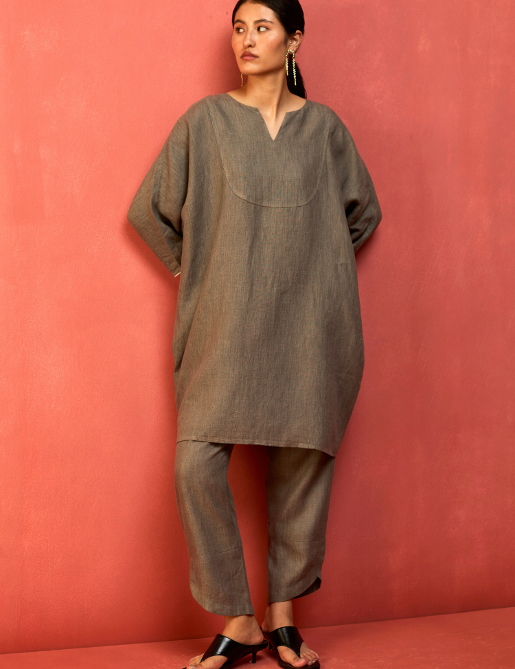 Etsu Yoke Kurta Set