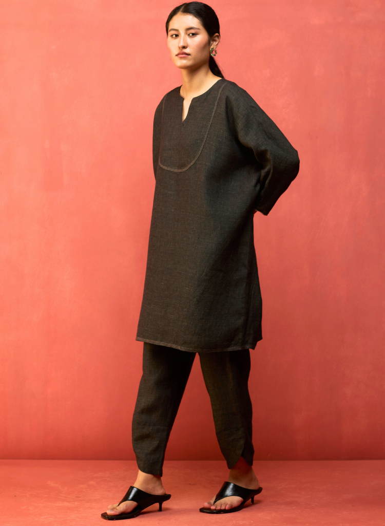 Etsu Yoke Kurta Set