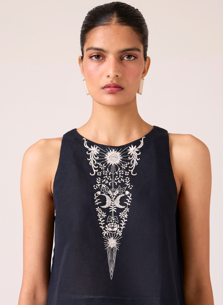 Evora Embroidered Top
