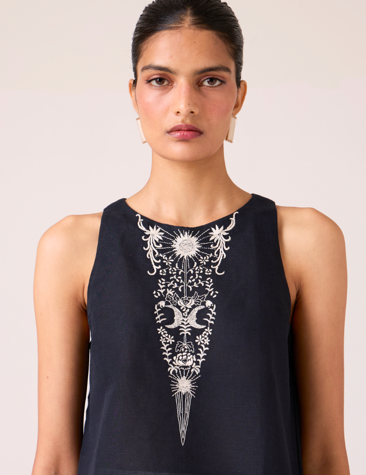 Evora Embroidered Top