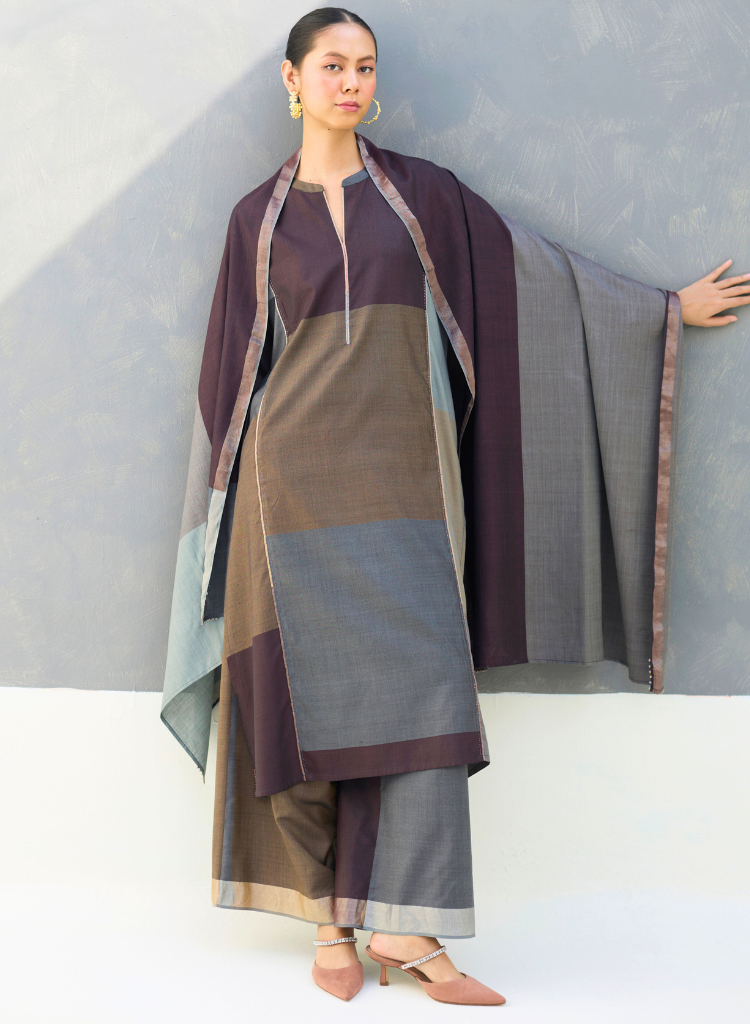 Warda Angrakha Dupatta Set