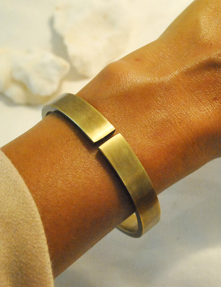 Flat-Bangle-1-Piece--B.jpg