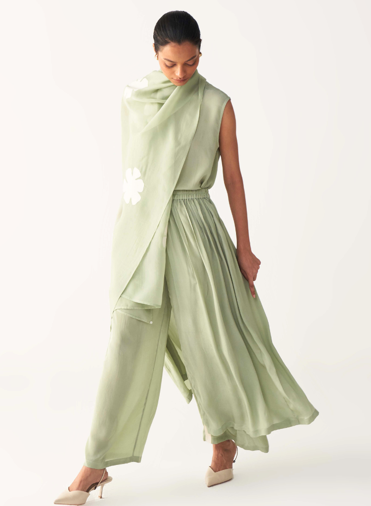 Round Neck Scarf Set