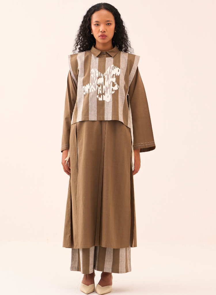 Floral Emb Crop Overlay Set