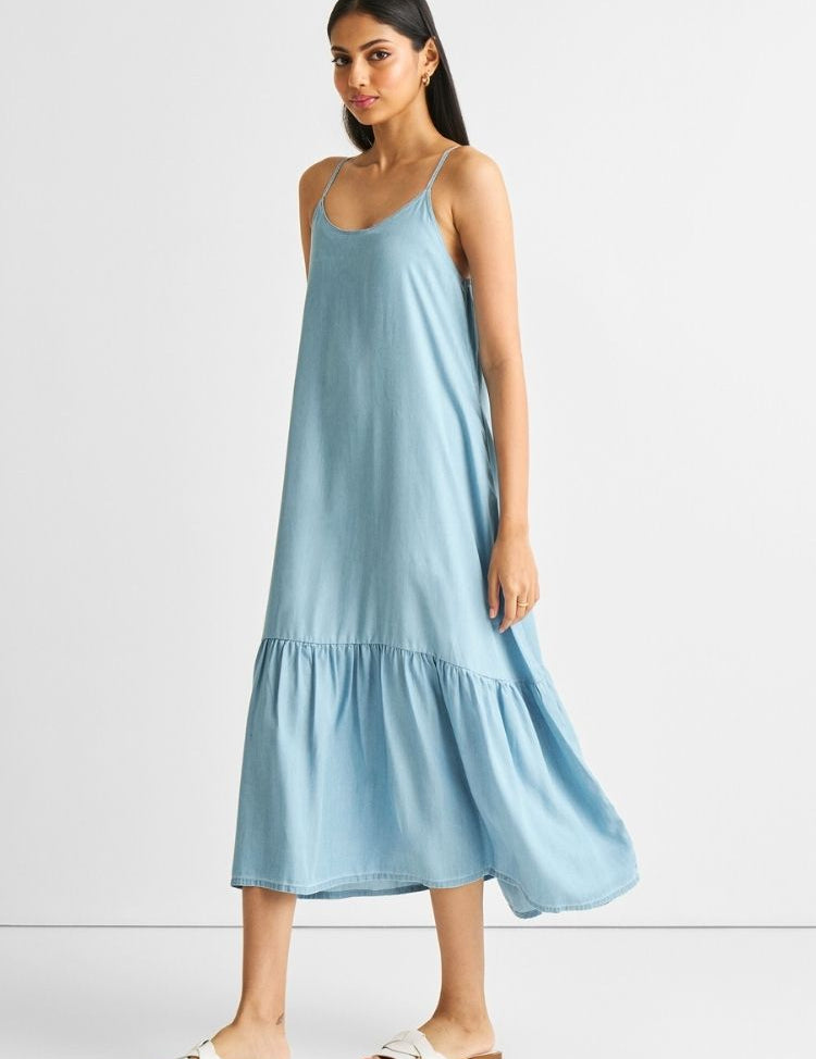 Flowy-Maxi-Dress-Light-Blue-A.jpg