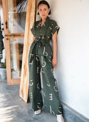 Berlin Friday Triangle Set