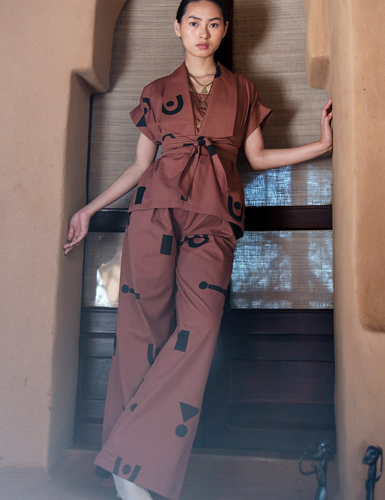 Berlin Friday Triangle Set