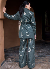 Cambridge Friday Line Set