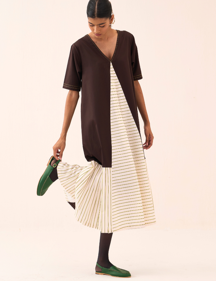 Front-Pleat-Stripe-Panel-Dress-H.png