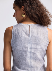 Front Tie Top