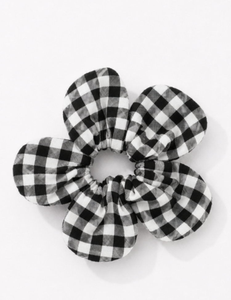 Groove-Flower-Scrunchie-A.png