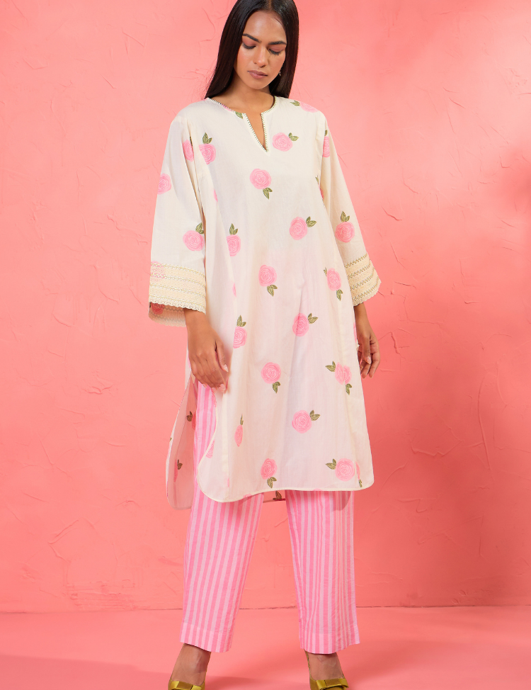 Gul-Rose-Set-3-F_b77ecbd5-83fd-4c3f-8610-5acf9937ca39.png