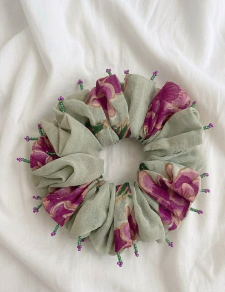 Gulkand-Scrunchie-A.png