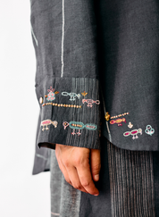 Hanat Embroidered Bird Shirt