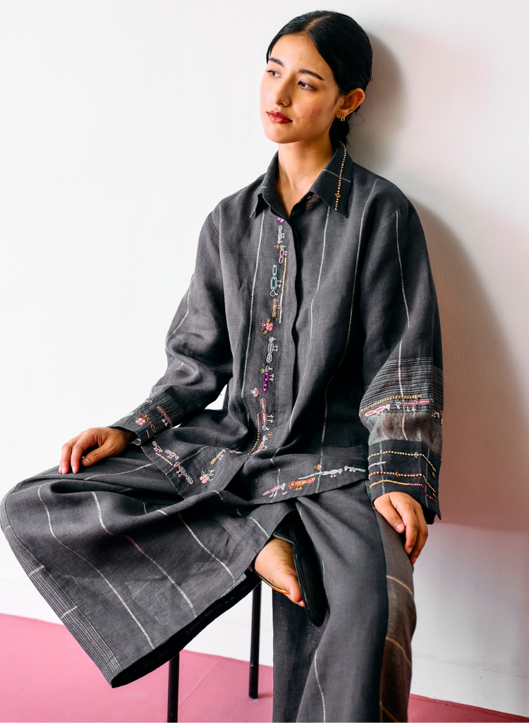 Hanat Embroidered Bird Set