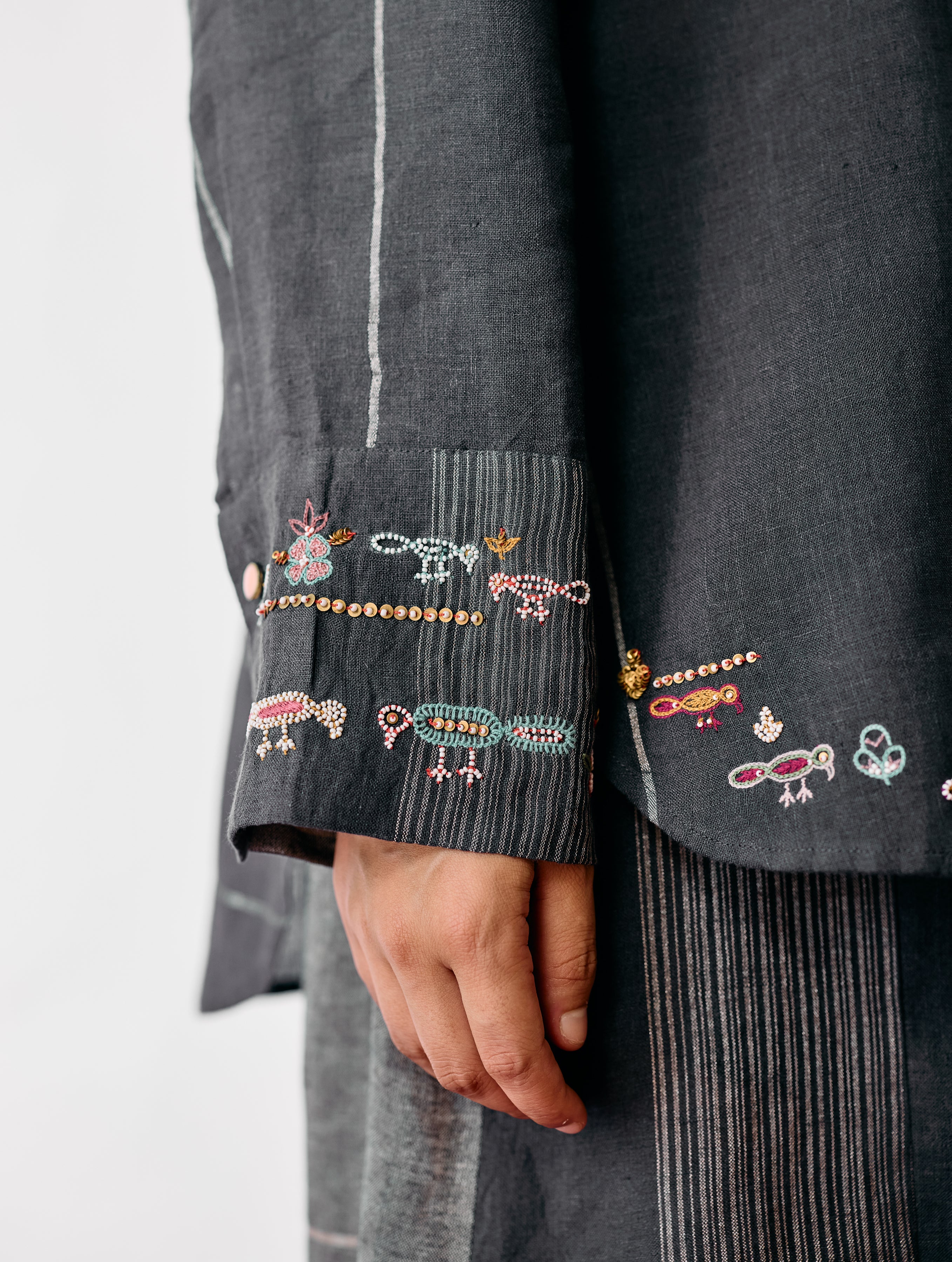 Hanat Embroidered Bird Shirt