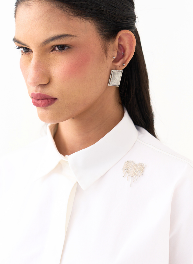 Hand Emb U-Hem Shirt