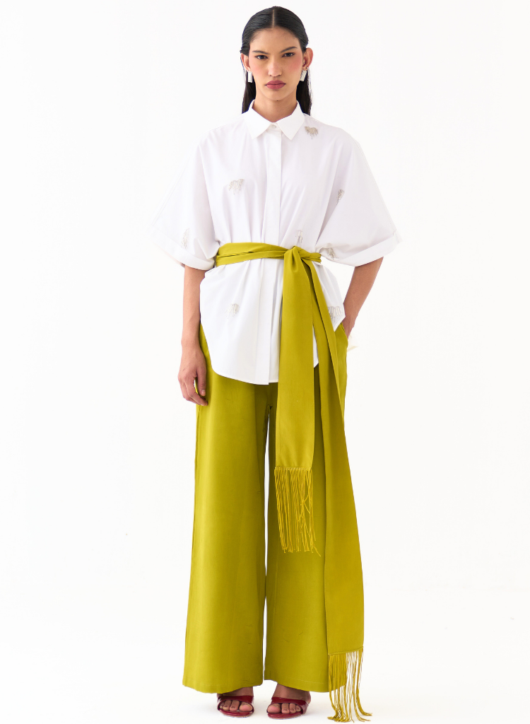 Hand Emb U-Hem Shirt
